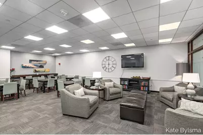118 Campau Circle NW, Grand Rapids, MI 49503 - Photo 34
