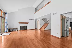 4877 Davis Ct, Troy, MI 48085 - Photo 8