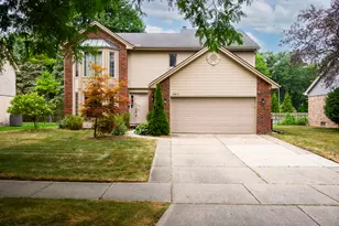 4877 Davis Ct, Troy, MI 48085 - Photo 30