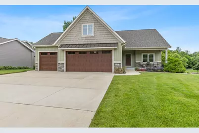 2961 Bristol Avenue NW, Walker, MI 49544 - Photo 2