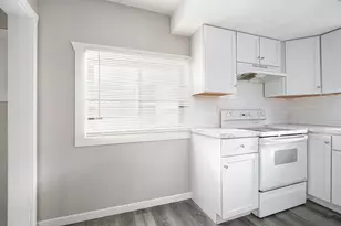108 N Disbrow St, Cassopolis, MI 49031 - Photo 8