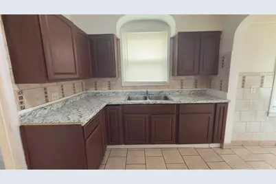 11545 Kenmoor Street, Detroit, MI 48205 - Photo 8