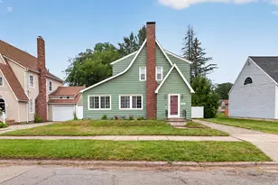 912 S Wisner St, Jackson, MI 49203 - Photo 1