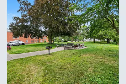 1249 Lakeshore Drive #315, Muskegon, MI 49441 - Photo 8