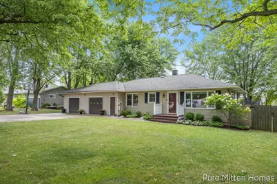 9088 Summit Avenue NE, Rockford, MI 49341 - Photo 2