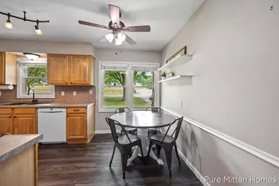 9088 Summit Avenue NE, Rockford, MI 49341 - Photo 8
