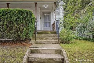 581 Harlan Ave NE, Grand Rapids, MI 49503 - Photo 2