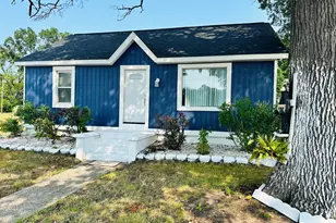 2174 S Getty St, Muskegon, MI 49444 - Photo 2