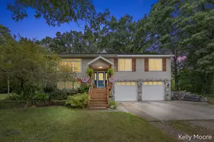 11856 Berridge Rd, Greenville, MI 48838 - Photo 1