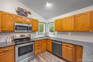 11856 Berridge Rd, Greenville, MI 48838 - Photo 10