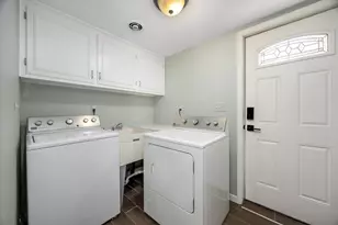 4790 Belzair Dr, Troy, MI 48085 - Photo 14