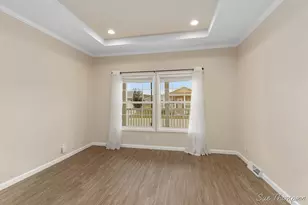 5728 KINGSLEY DR, Rockford, MI 49341 - Photo 8