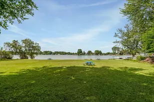 9755 Portage Trail, White Lake, MI 48386 - Photo 38