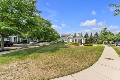 2069 Fountain Park, Keego Harbor, MI 48320 - Photo 48