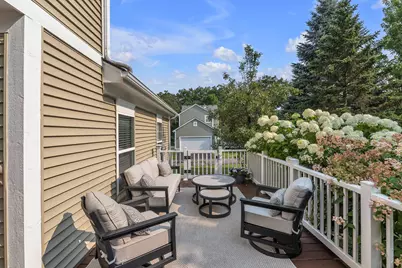 2069 Fountain Park, Keego Harbor, MI 48320 - Photo 40