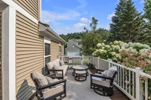 2069 Fountain Park, Keego Harbor, MI 48320 - Photo 40