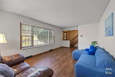 5434 Edgelawn Drive SE, Kentwood, MI 49508 - Photo 4