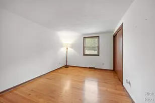 5434 Edgelawn Dr SE, Kentwood, MI 49508 - Photo 16