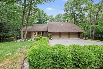 5315 Red Fox Run, Ann Arbor, MI 48105 - Photo 2