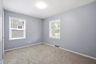 18990 Hamburg Street, Detroit, MI 48205 - Photo 8