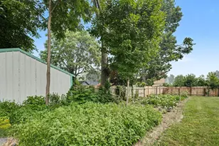 625 Oak St, Paw Paw, MI 49079 - Photo 32