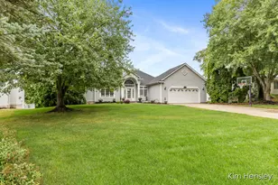 7455 Decosta Dr NE, Rockford, MI 49341 - Photo 28