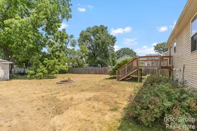 303 Regent Street SE, Grand Rapids, MI 49548 - Photo 18