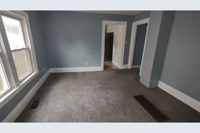 703 W Michigan Avenue, Ypsilanti, MI 48197 - Photo 6