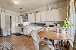 302 N Van Buren St, Paw Paw, MI 49079 - Photo 8