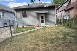 216 Post Ave, Battle Creek, MI 49014 - Photo 2