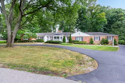 3903 Oakhills Drive, Bloomfield Hills, MI 48301 - Photo 2