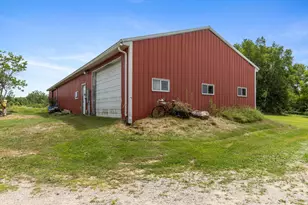 1548 N Loomis Rd, Mount Pleasant, MI 48858 - Photo 30