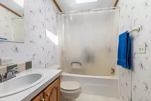 1548 N Loomis Rd, Mount Pleasant, MI 48858 - Photo 18