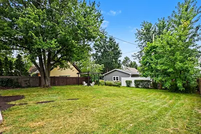 110 Sycamore Street E, Three Oaks, MI 49128 - Photo 22