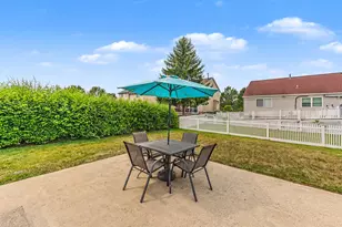 7422 Meadow Ln, Ypsilanti, MI 48197 - Photo 18