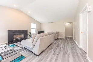 7422 Meadow Ln, Ypsilanti, MI 48197 - Photo 10