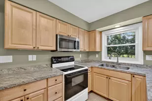 812 Forest St, Marshall, MI 49068 - Photo 14