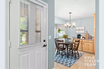 3042 Kay Drive SE, Grand Rapids, MI 49508 - Photo 4