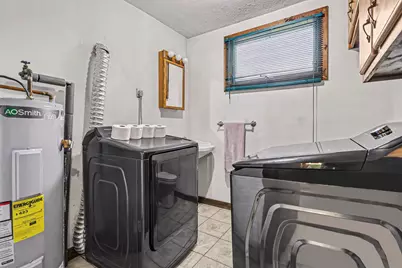 2785 Eaman Road, Benton Harbor, MI 49022 - Photo 22