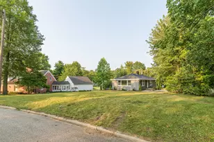 512 Green St, Dowagiac, MI 49047 - Photo 38