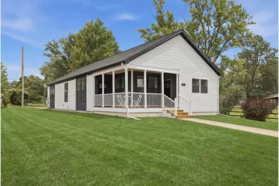 407 Sherwood Avenue, Three Oaks, MI 49128 - Photo 2
