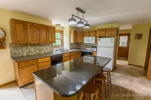 6477 Usborne Rd, Freeport, MI 49325 - Photo 14