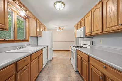 360 Clark Street, Grass Lake, MI 49240 - Photo 10