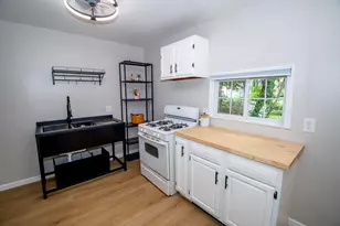 1020 N 8th St, Niles, MI 49120 - Photo 8