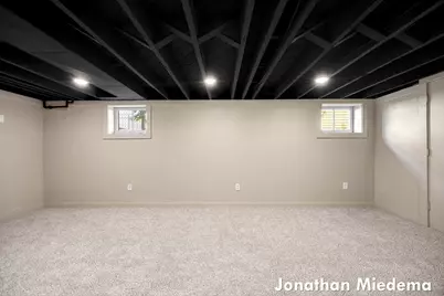 816 Richmond Street NW, Grand Rapids, MI 49504 - Photo 30