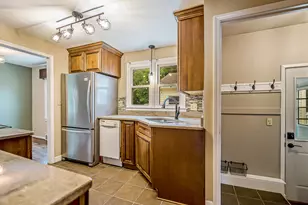 205 Mills Rd, Saline, MI 48176 - Photo 4
