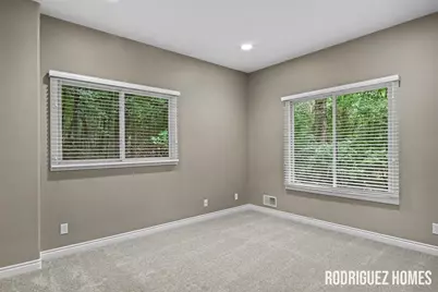 4639 Plateau View Drive NE, Grand Rapids, MI 49525 - Photo 24