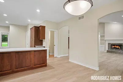 4639 Plateau View Drive NE, Grand Rapids, MI 49525 - Photo 8