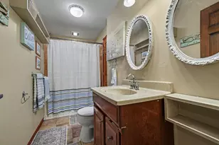 2211 Morton Ave, Saint Joseph, MI 49085 - Photo 16
