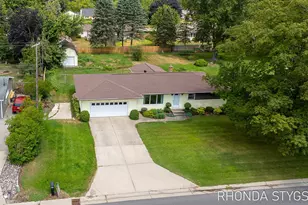 10687 Riley St, Zeeland, MI 49464 - Photo 46